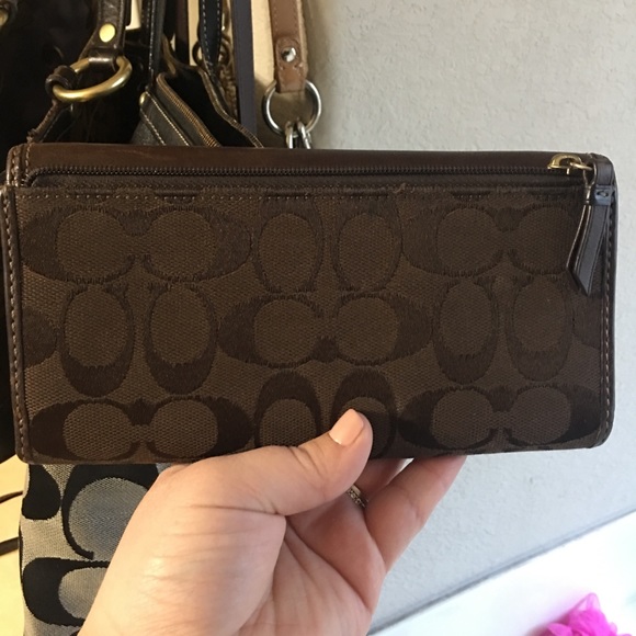 Coach purse and matching wallet - Picture 7 of 8